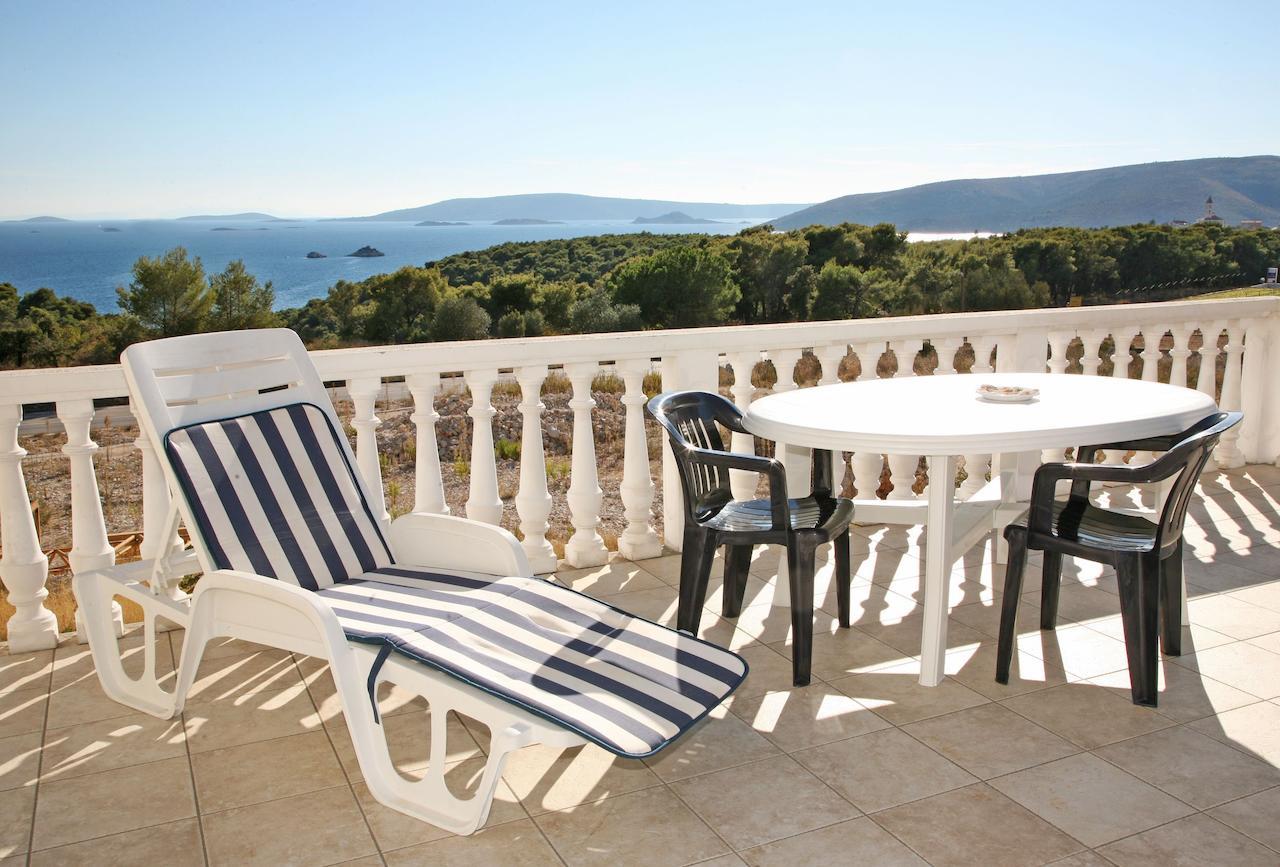 Apartments Barisic Hrvatskih Zrtava 404 Seget Vranjica Trogir Habitación foto